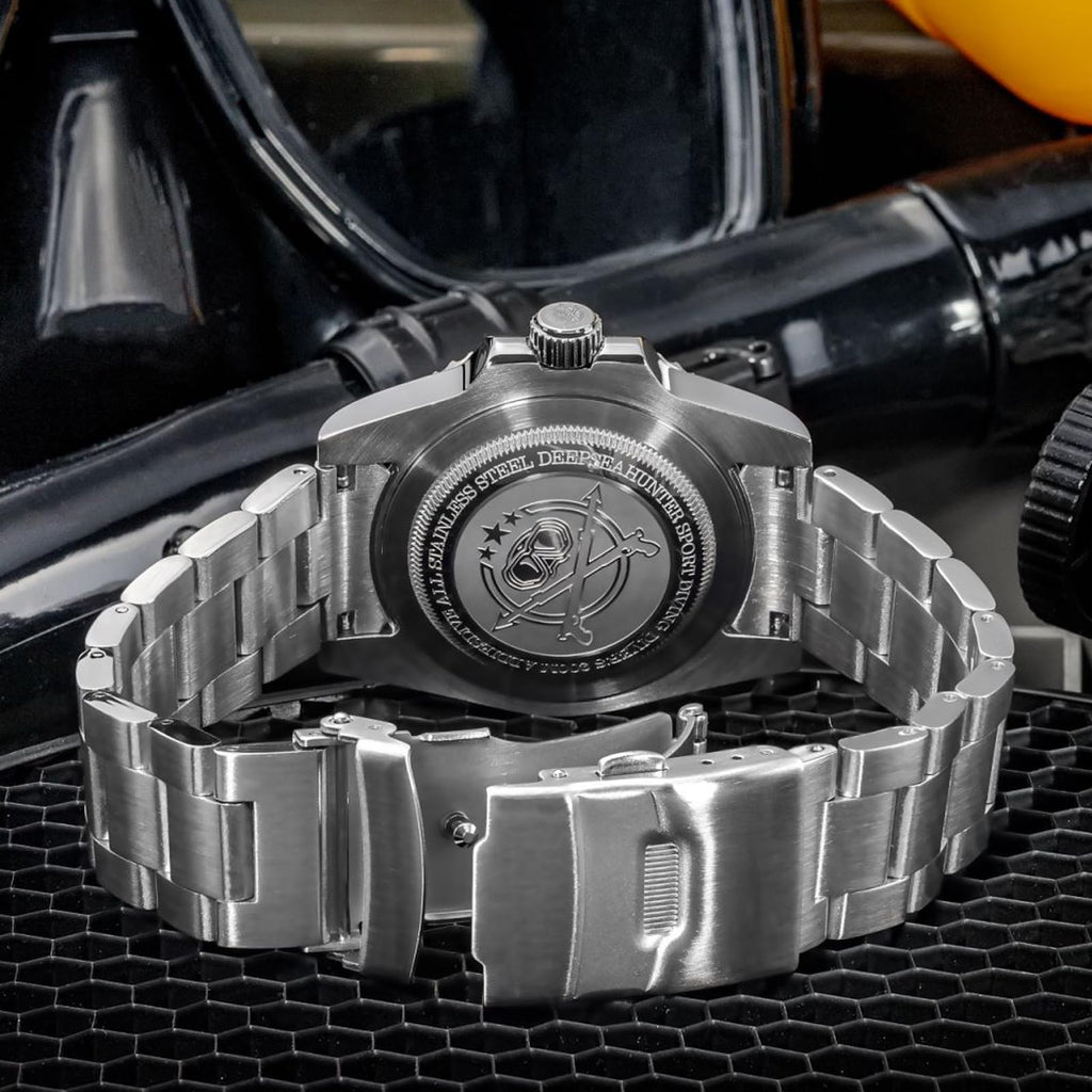 41MM Quartz Dive Watch Stainless Steel Bracelet Y575