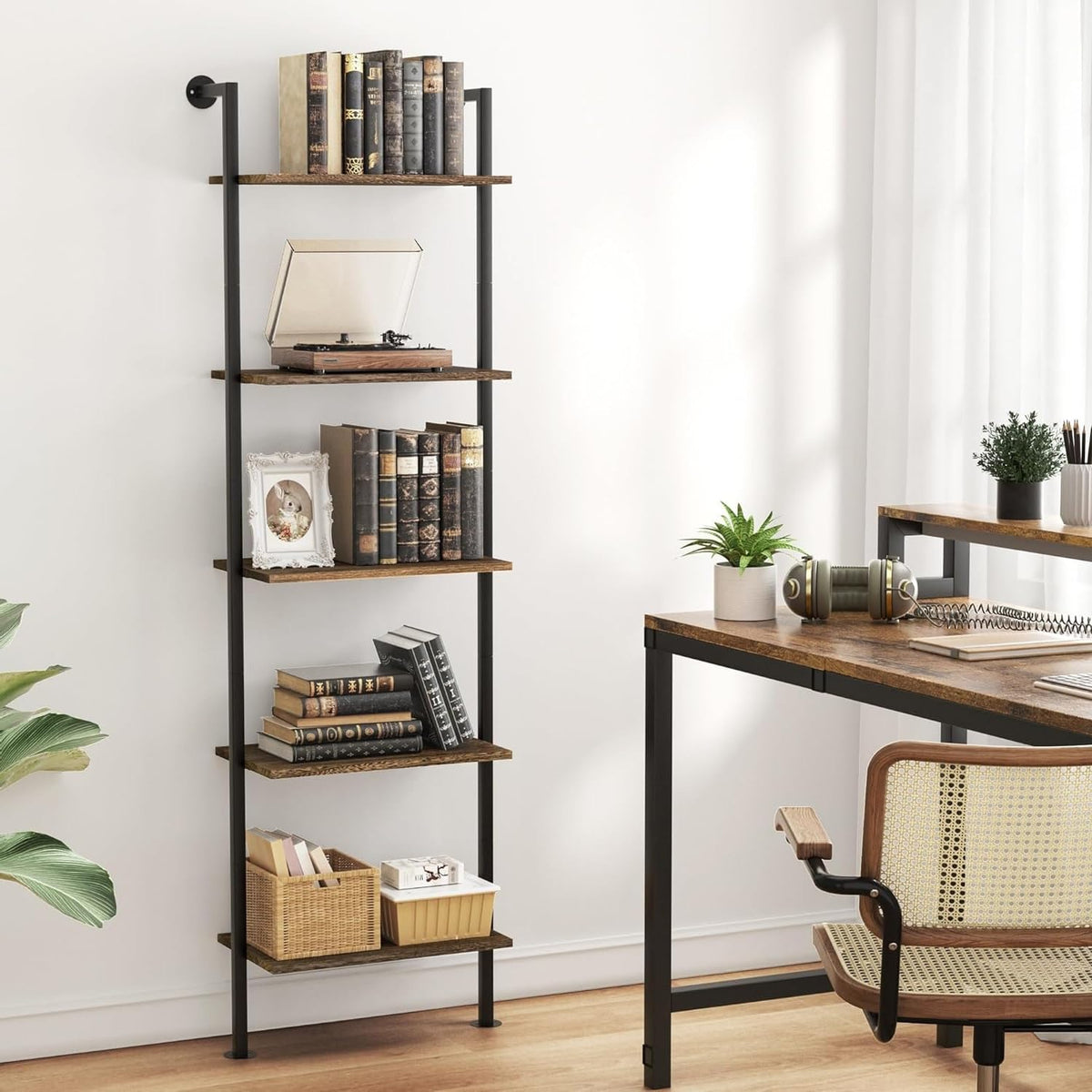 5-Tier Solid Wood Ladder Bookshelf Y979075