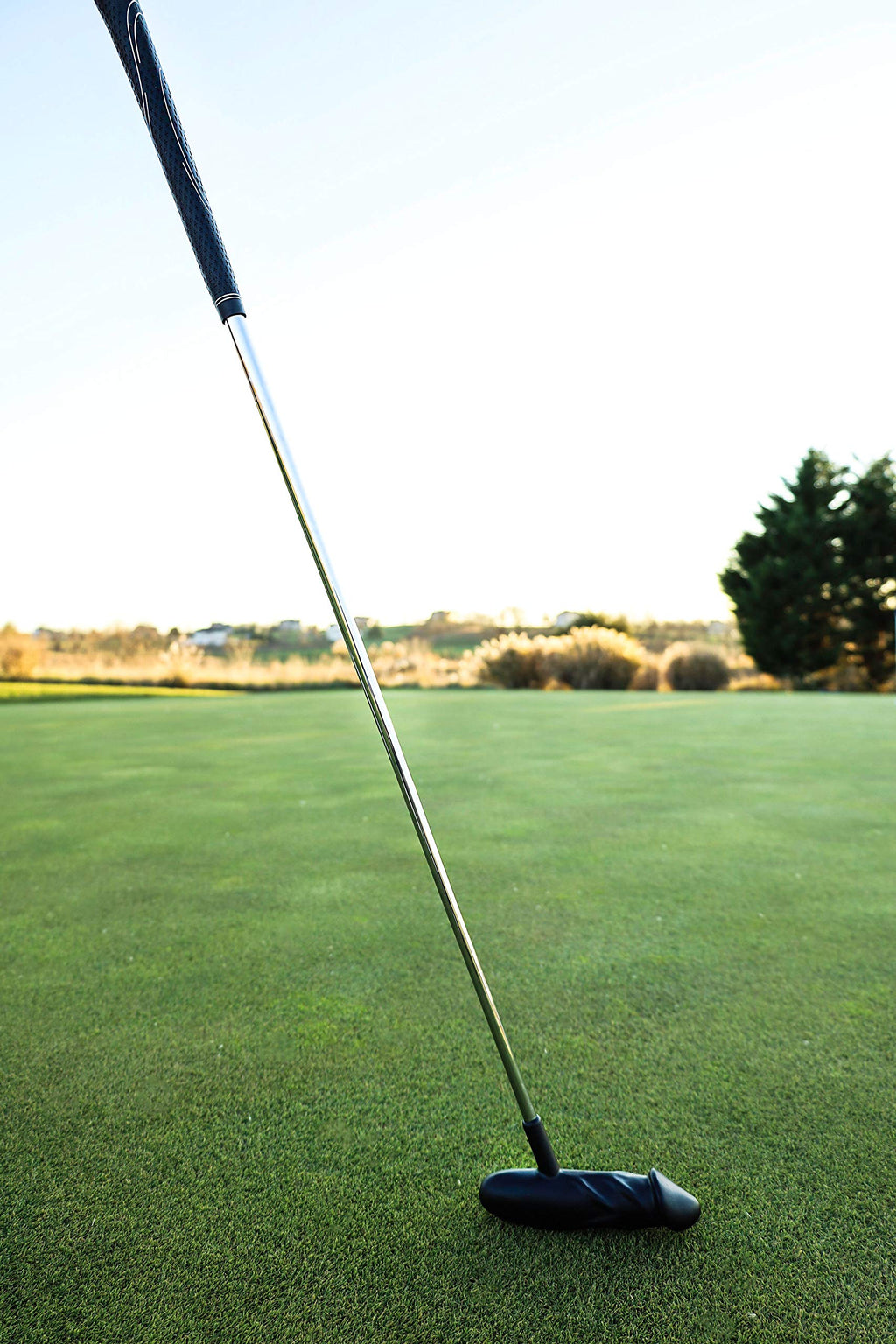 Classic Black & White Golf Putter with Graphite Shaft A920278